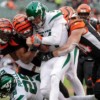 Sam Darnold has bruised ribs, knee soreness, but says he feels “really good physically” gettyimages-1185934765-e1575321452386.jpg