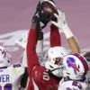 DraftKings has Bills as the favorites to land DeAndre Hopkins GettyImages-1285859121-e1685162758753.jpg